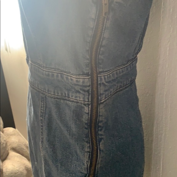 Sold - Picture 2 of 3